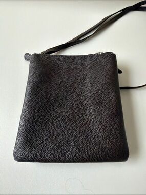 Giani Bernini Black Pebbled Leather Messenger Crossbody Bag